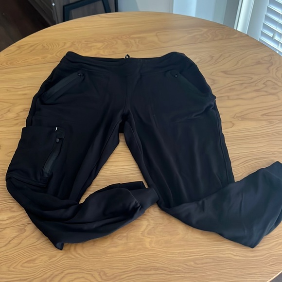 Black jogger, scrub bottoms with multiple pockets- Jaanuu - Picture 1 of 1